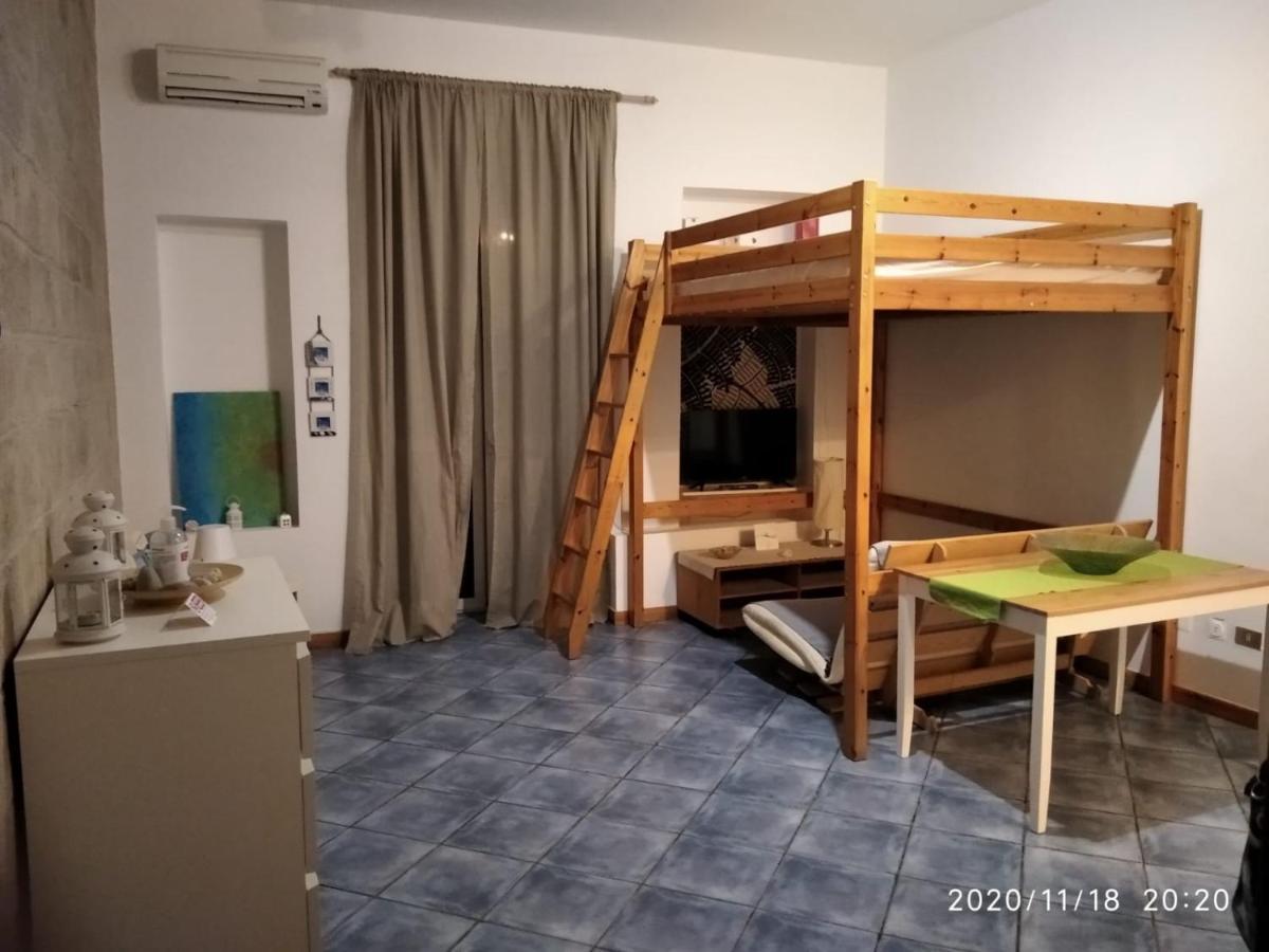 Mariantomare Casa Vacanze Monolocale Lungomare Bari Exterior foto